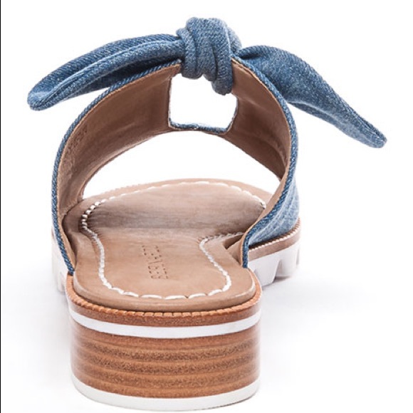 New Bernardo Alice Denim Bow Slide Sandals - Picture 5 of 7